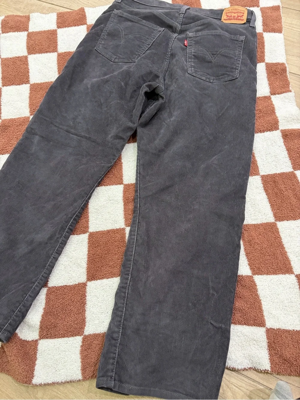 Levi's Women's Charcoal Corduroy Straight-Leg Pants